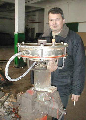 Андрей Рубан Черкассы, разбор кавитатора диспергатора Потапова 2001 год кишенев